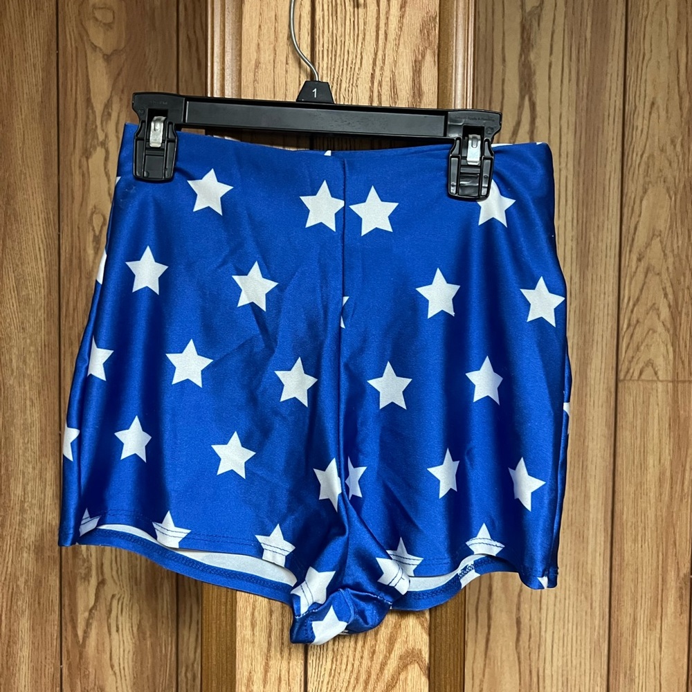 Size small Windsor star shorts
